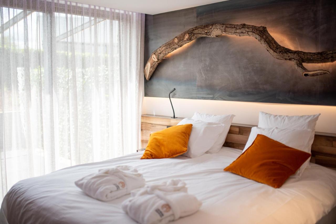 L'Ardenne Autrement Bed & Breakfast ลา-โรช-ออง-อาร์เดน ภายนอก รูปภาพ