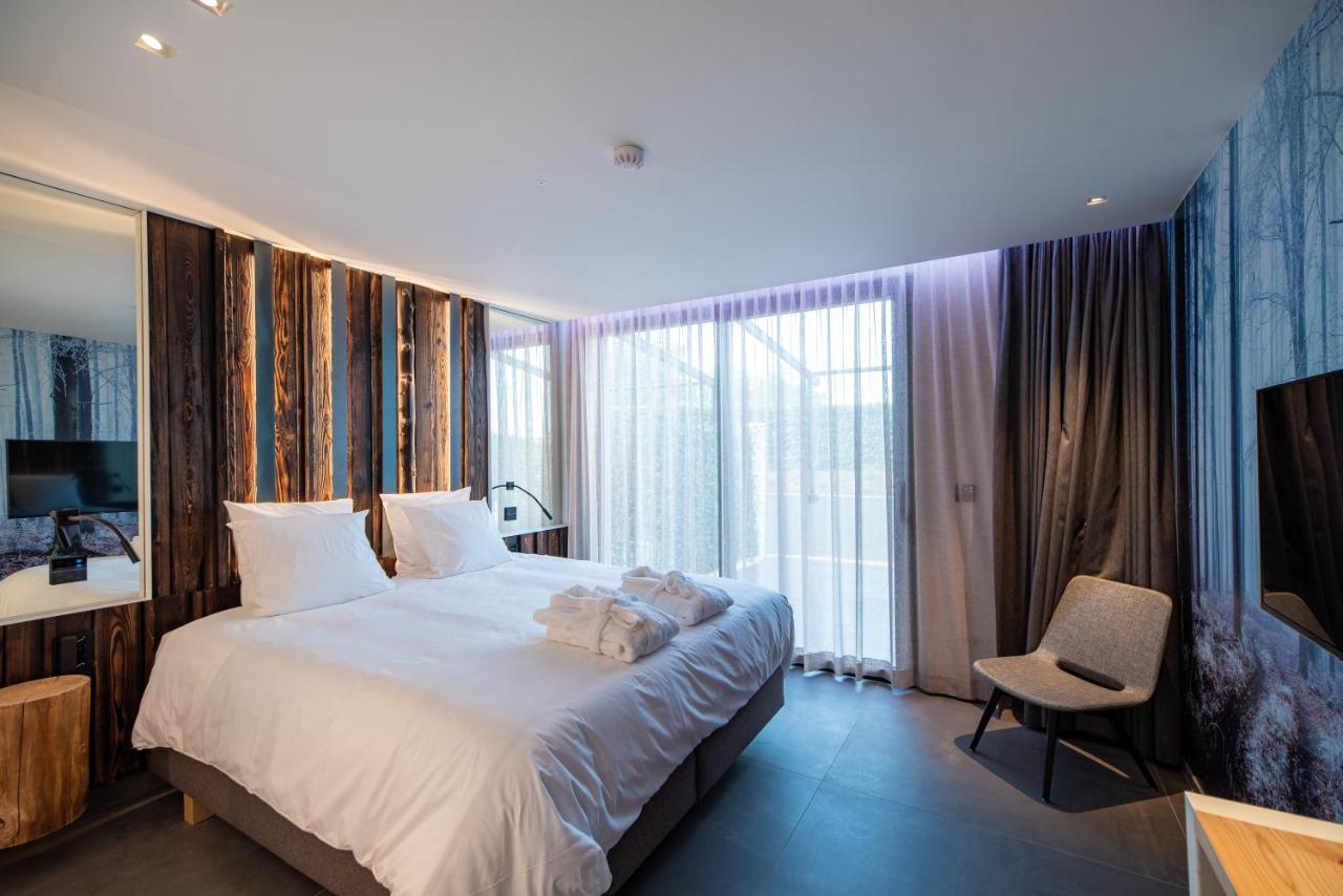 L'Ardenne Autrement Bed & Breakfast ลา-โรช-ออง-อาร์เดน ภายนอก รูปภาพ