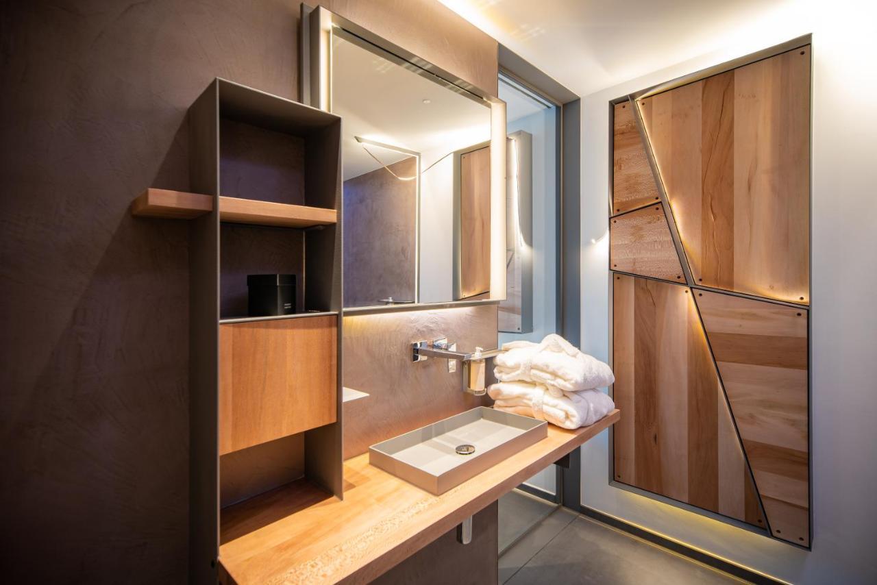 L'Ardenne Autrement Bed & Breakfast ลา-โรช-ออง-อาร์เดน ภายนอก รูปภาพ